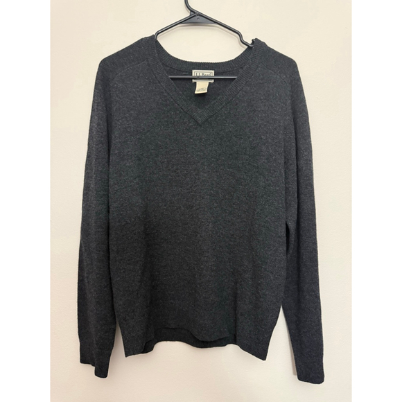 L.L.Bean Sweaters - Women's L.L.Bean Charcoal 100% Lambswool V-Neck Sweater S